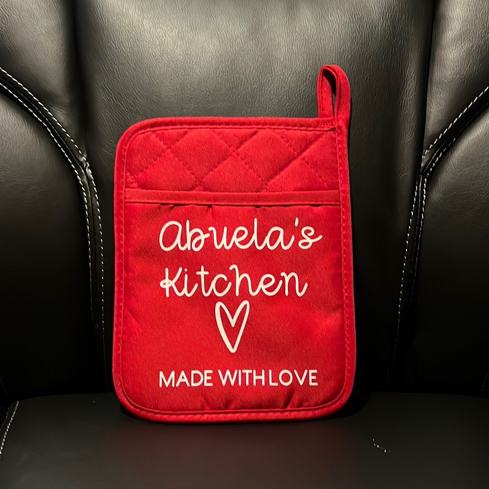 Pot holder with rubber back